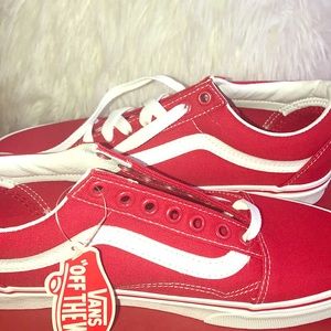 Vans Shoes - ❤️‼️SOLD‼️❤️ NWT Vans Old Skool Vans Shoes - ❤️‼️SOLD‼️❤️ NWT Vans Old Skool